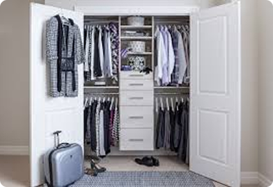 Single Reach-In Closet
