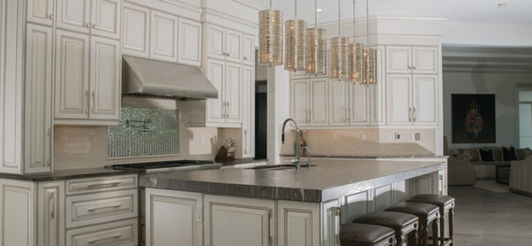 How to Build an Island Kitchen that Fits Your Kitchen Layout?